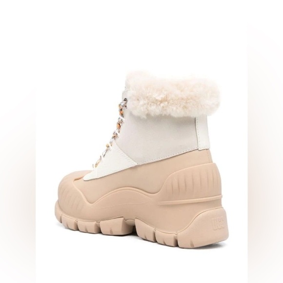 UGG | Adiroam Hiker Ankle Boots Fossil White New - Picture 4 of 13